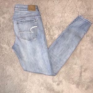 American eagle size 4 skinny jeans
